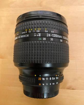 Nikon AF Nikkor 24-120mm f3,5-5,6 D