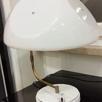 Lampada vintage design in metallo e plexiglass.