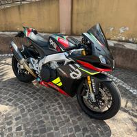 Aprilia rsv4 factory