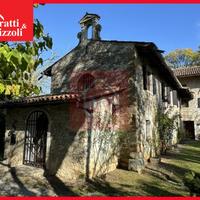 CASA primi '400 con tre camere