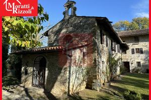 CASA primi '400 con tre camere