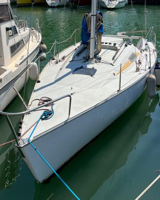 Beneteau First Class 8