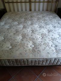 letto matrimoniale  più retta doghe