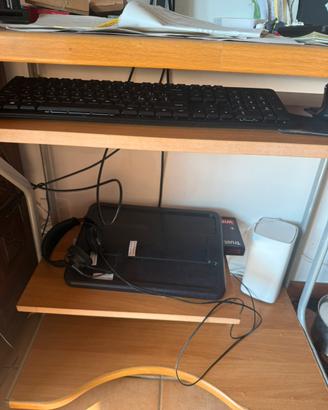 Mobiletto porta pc