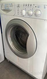 Lavatrice Indesit 