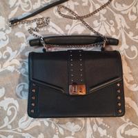 Borsetta nera Stradivarius 