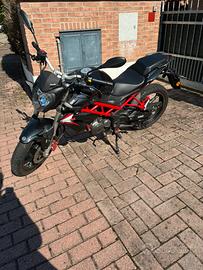 Benelli BN 125