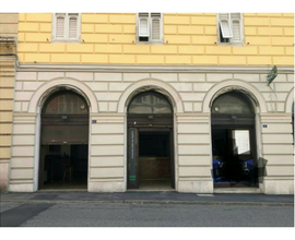 Centrale spazio commerciale