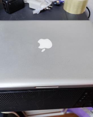 MacBook Pro i5