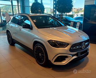 MERCEDES GLA 200 AMG