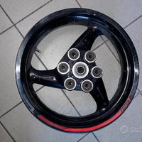 Monster 696 : cerchio centralina pinza chiavi