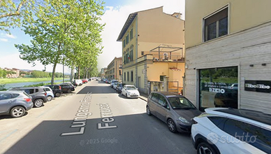 Bilocale con terrazzo a Firenze