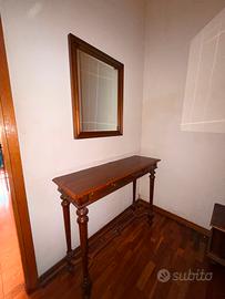 Console vintage con specchio