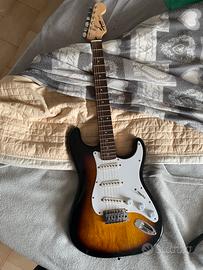 Chitarra eletrica Fender/squier