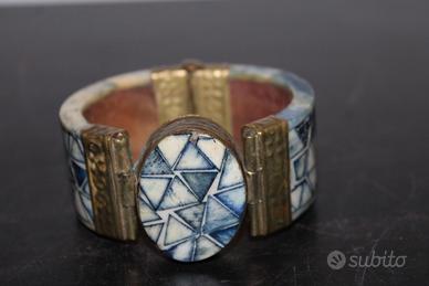 Bracciale Artigianale in Osso e Ottone con Intarsi
