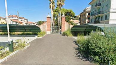 Box doppio 50 mq a Lavagna (Via Aurelia 136-137)