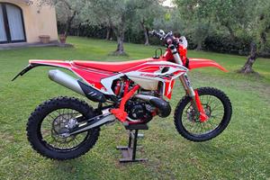 Beta RR X-Pro 300 2T (MY 2025) 116 ore
