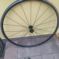 cerchi Shimano WH-RS 100