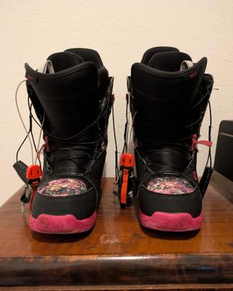 Scarponi Burton Snowboard donna mint + pantaloni