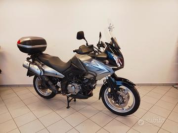 Suzuki V-Strom 650 ABS Tenuto benissimo