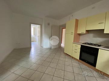 3 LOCALI A LONATO DEL GARDA