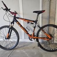 Mountain Bike Cube XMS biammortizzata