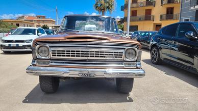 Jeep Wagoneer custom 4.2 6l NA gpl pick-up