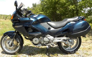 Honda Deauville 650 del 2000