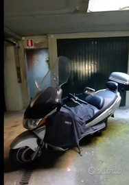 Suzuki Burgman AN 400