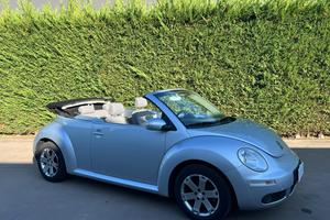 VOLKSWAGEN New Beetle 1.6 Cabrio