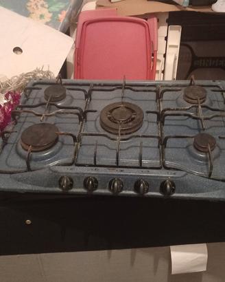 cucina piu' forno.