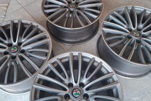 Cerchi Alfa romeo 