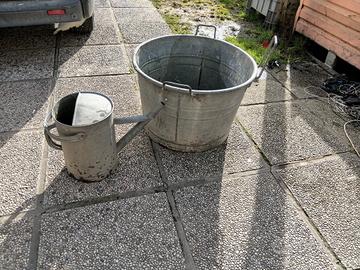 bacinella e annaffiatoio alluminio