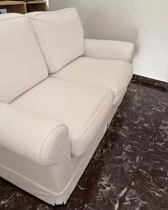 Divano due posti
