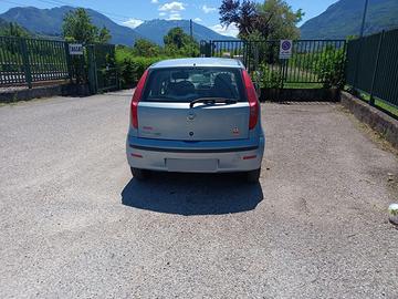 Fiat punto anno 2004