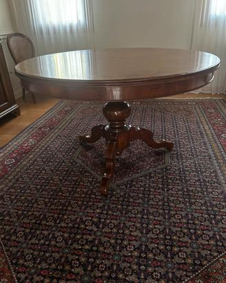 Tavolo in noce massello