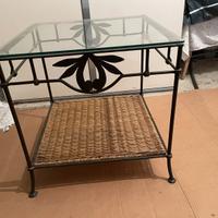 Tavolino in vetro e ferro battuto