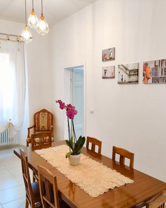 3 ampie singole in palazzina d'epoca con finiture