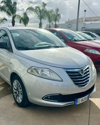Lancia Ypsilon 1.2 69 CV 5 porte Ecochic Gold - 13