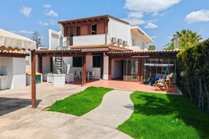 Villa eugenia fronte spiaggia