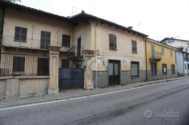 CASA SEMINDIPENDENTE A PINEROLO