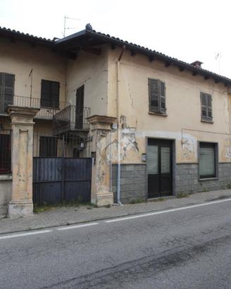 CASA SEMINDIPENDENTE A PINEROLO
