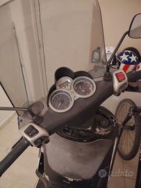 Scooter Beverly 125 