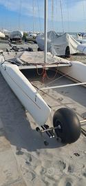 CATAMARANO TOPKAT