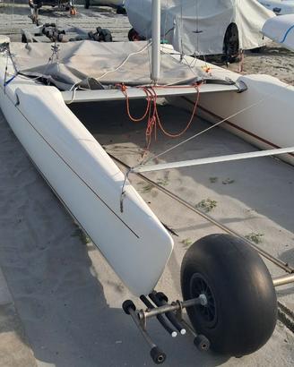 CATAMARANO TOPKAT
