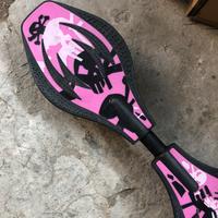 Skateboard 2ruote rosa