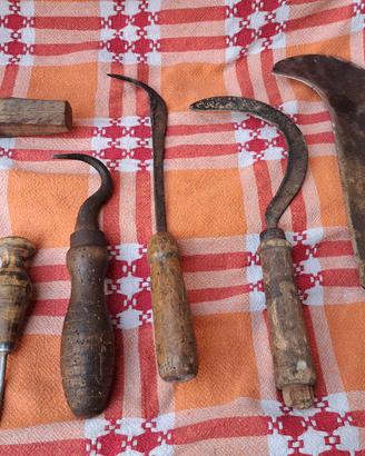 utensili contadini attrezzi vintage