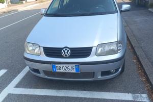 Volkswagen Polo 1.4 benzina del 2001