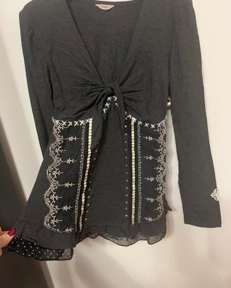 Top romantico in cotone elasticizzato
