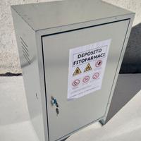 Armadietto metallico deposito fitofarmaci a norma